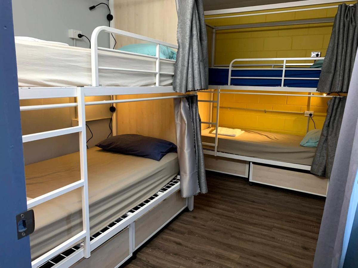 Aussie Dream Hostel Гоулд Коуст Екстериор снимка