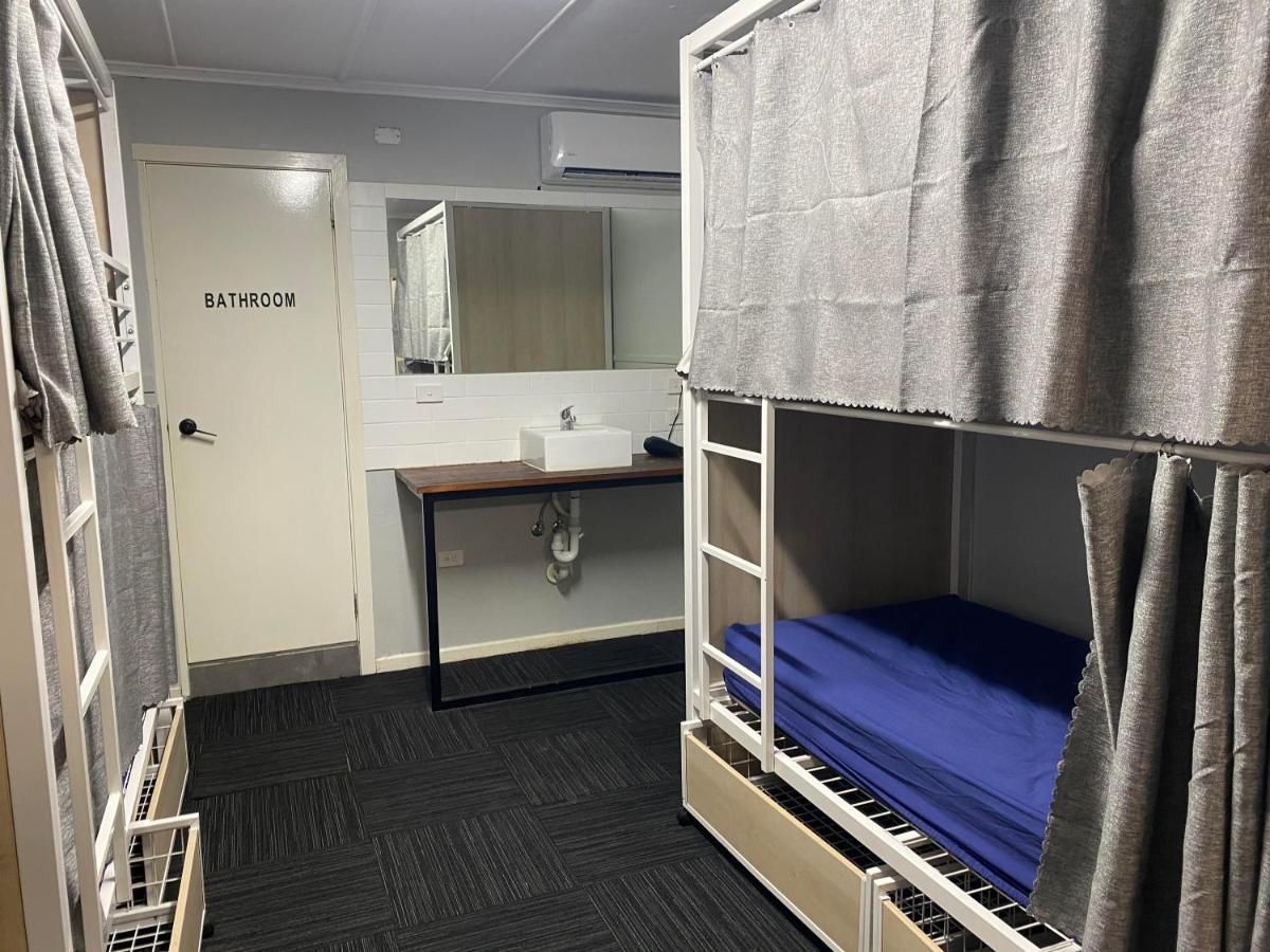 Aussie Dream Hostel Гоулд Коуст Екстериор снимка