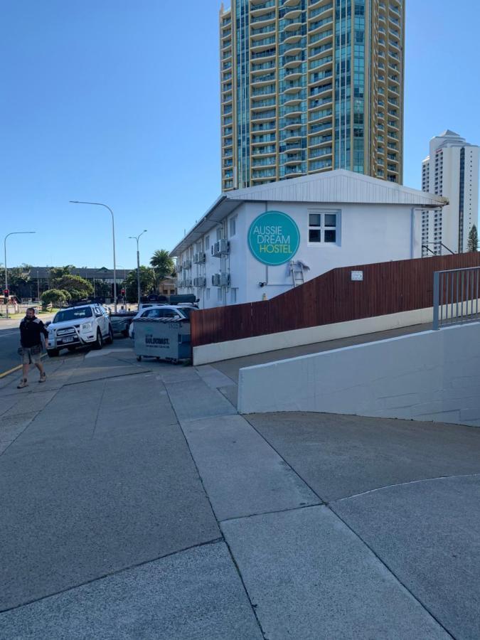 Aussie Dream Hostel Гоулд Коуст Екстериор снимка