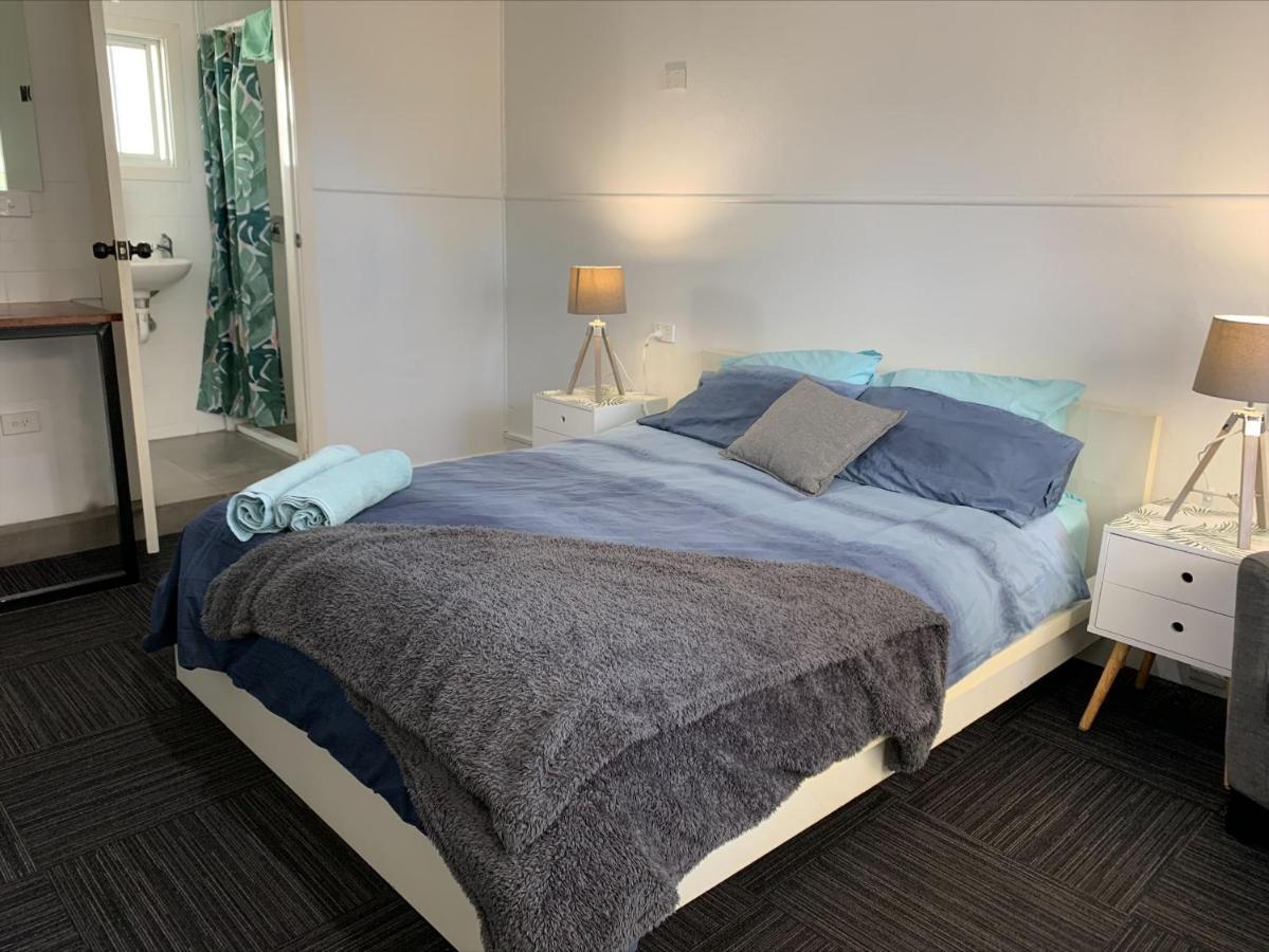 Aussie Dream Hostel Гоулд Коуст Екстериор снимка